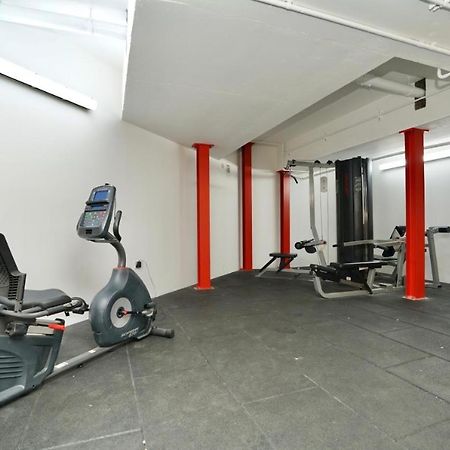 Two Bedroom - Central Peterborough Apartment - Bayard Apartments Экстерьер фото